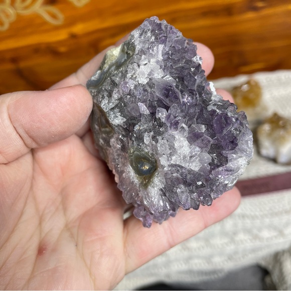 Citrine and amethyst crystal clusters - Picture 9 of 15